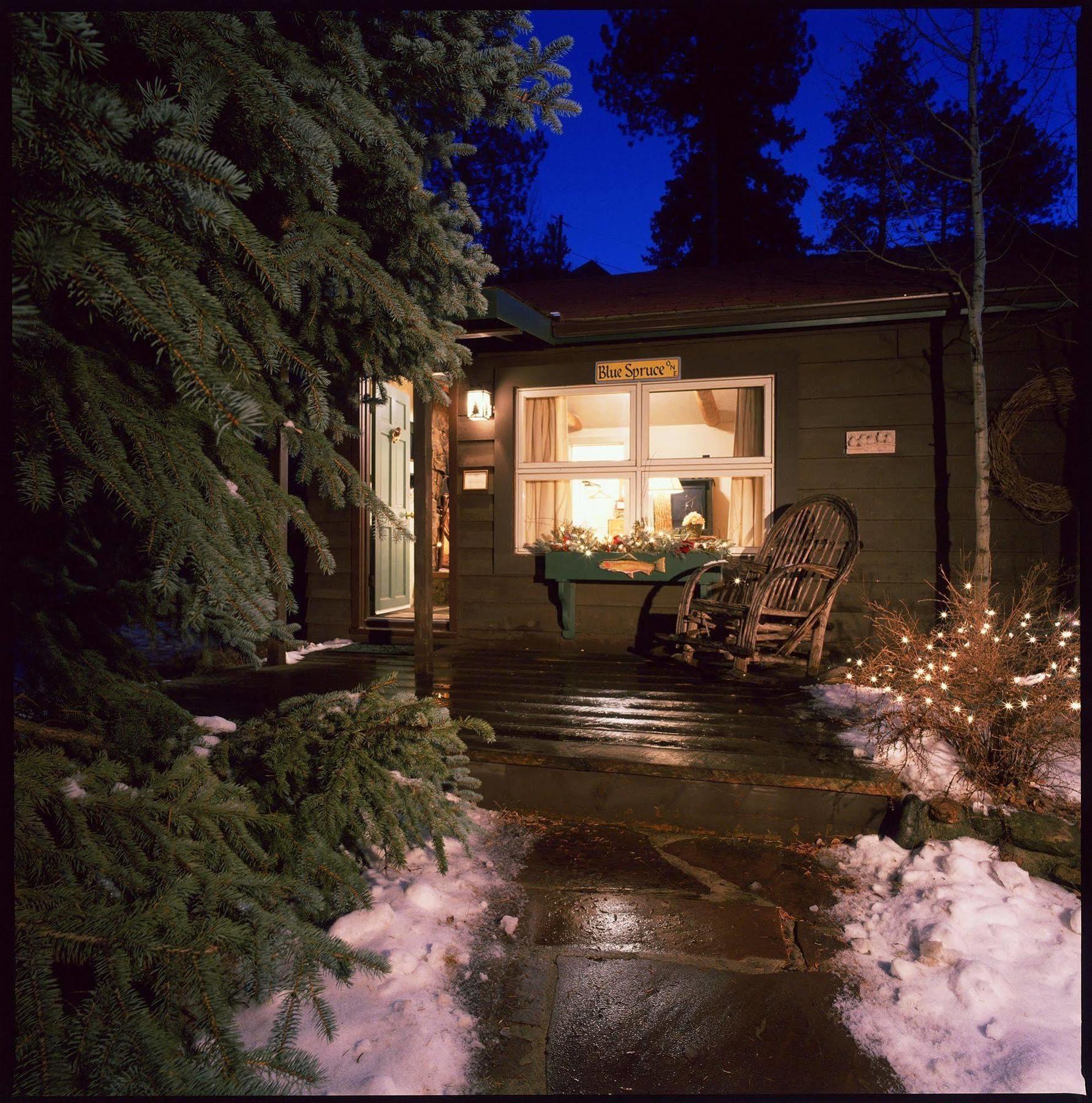 Highland Haven Creekside Inn Евъргрийн Екстериор снимка