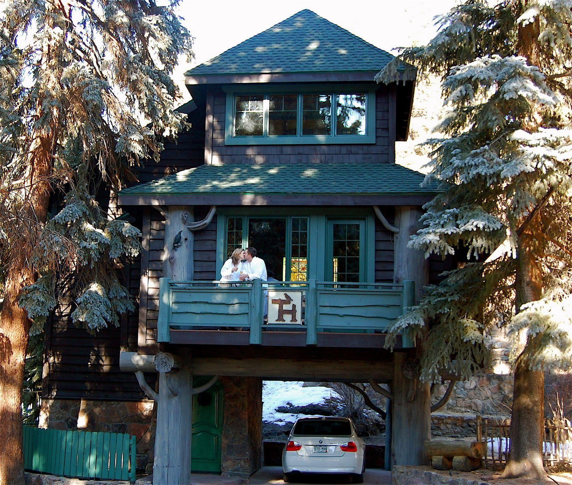 Highland Haven Creekside Inn Евъргрийн Екстериор снимка